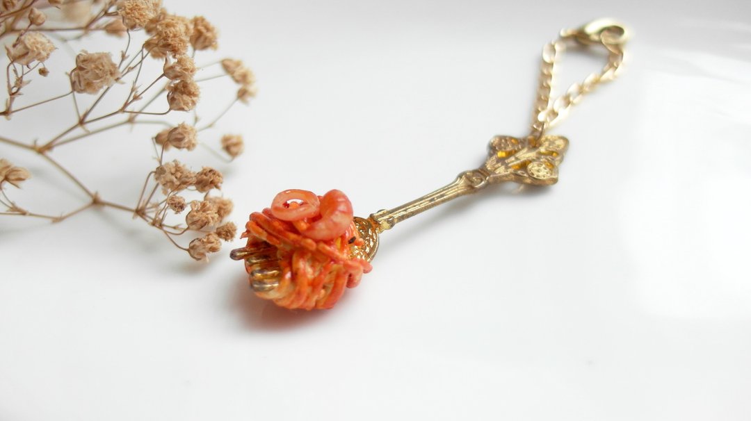 *福利品 / 展示品* 鲜虾意大利面 钥匙圈 包包挂饰 日本黏土 - 钥匙链/钥匙包 - 粘土 多色
