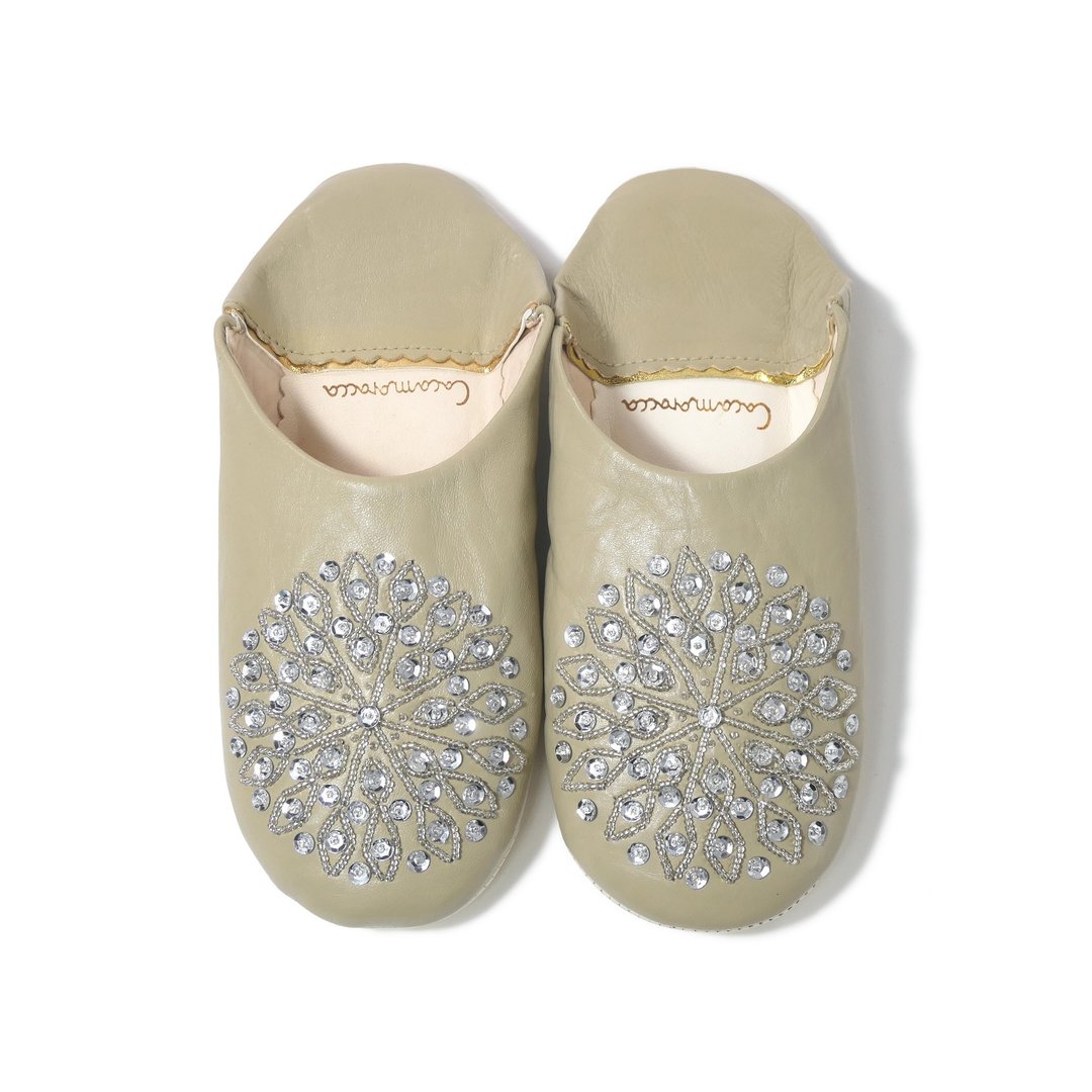 Beige / silver / moroccan Leather babouche Slippers / High quality odourless - 室内拖鞋 - 真皮 绿色