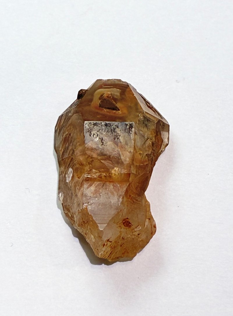 马达加斯加红泥骸骨 C - 摆饰 - 水晶 多色