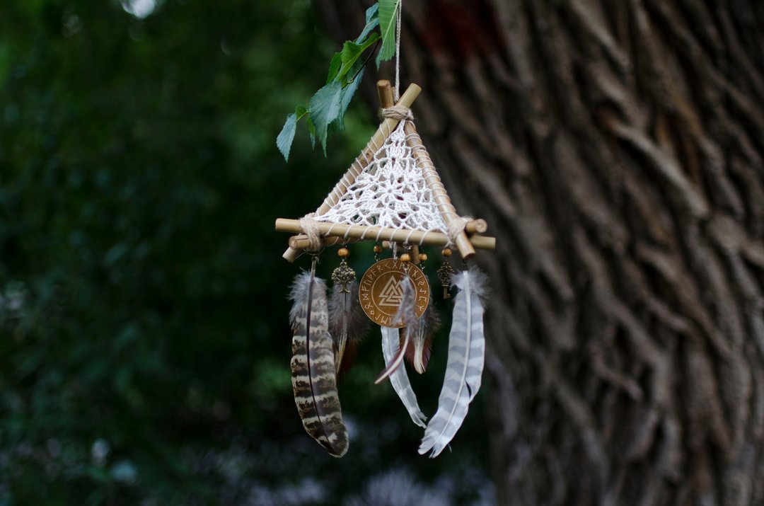 Triangle dream catcher Valknut symbol dream catcher Viking guardian sign Samhain - 墙贴/壁贴 - 绣线 咖啡色