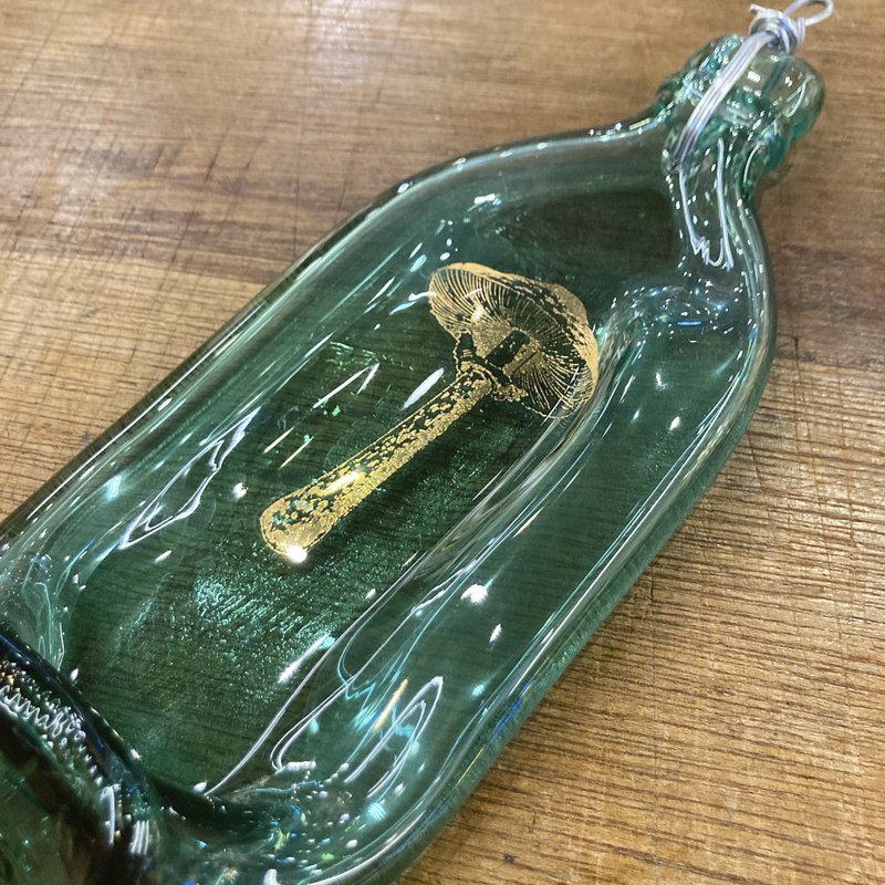 手绘烫金香菇 酒瓶吊饰 壁挂挂饰 - 吊饰 - 玻璃 