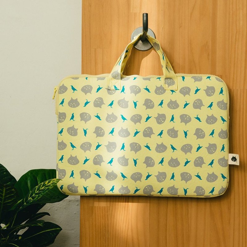 13寸笔电收纳包/にゃー x inBlooom 月亮黄 - 平板/电脑保护壳 - 棉．麻 黄色