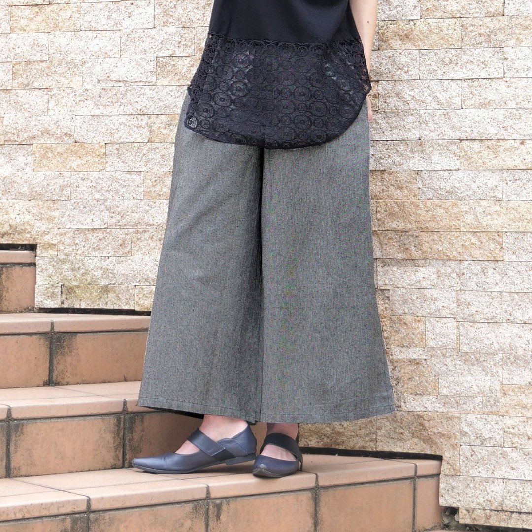 享受自然风格、质感与轻盈感。棉质直筒宽裤。杢调灰。d-pn6-2019 - 女装长裤 - 棉 灰色