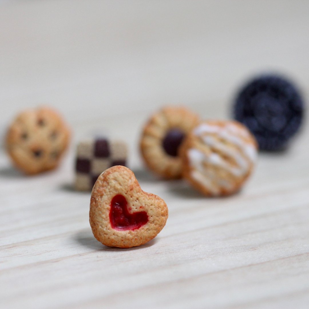 袖珍经典饼干耳环 套组 Miniature Classic Cookies Earring Set - 耳环/耳夹 - 粘土 咖啡色