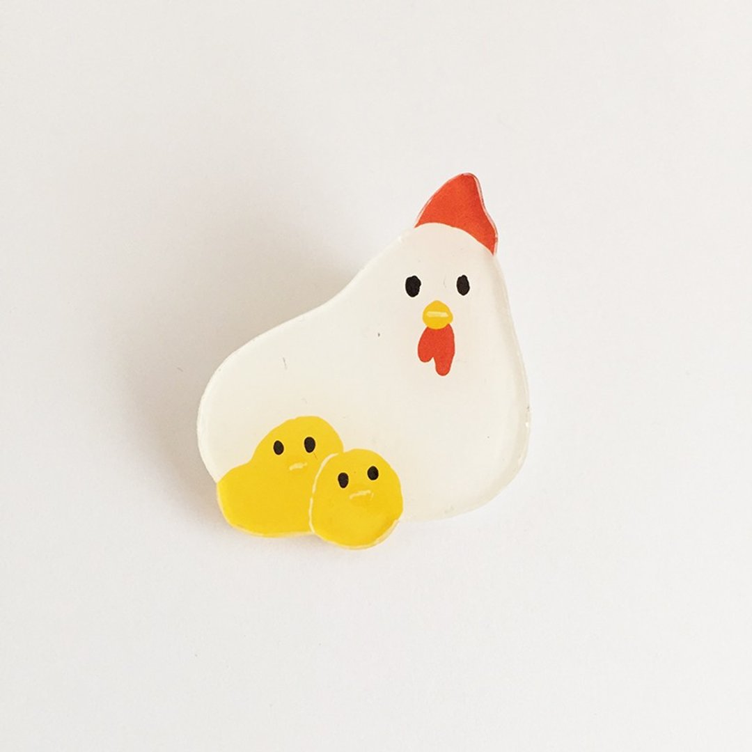 Prabang brooch of chicken and chick - 胸针 - 塑料 白色