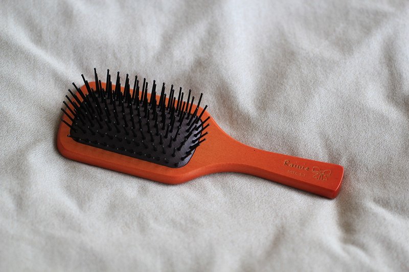 气垫按摩梳 - 小 - 彩妆刷具/镜子/梳子 - 其他材质 咖啡色