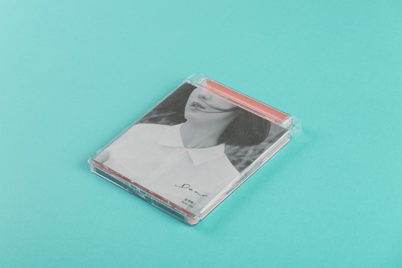 三刷预购 甜约翰 Sweet John 首张专辑 Dear 三版海报略有不同 - 音乐专辑 - 纸 粉红色