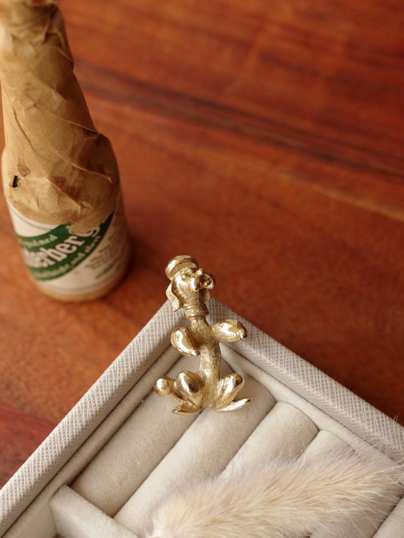 B117古董 Vintage-小可爱金色 动物 狗 别针 胸针 Sarah Cov - 胸针 - 其他金属 金色