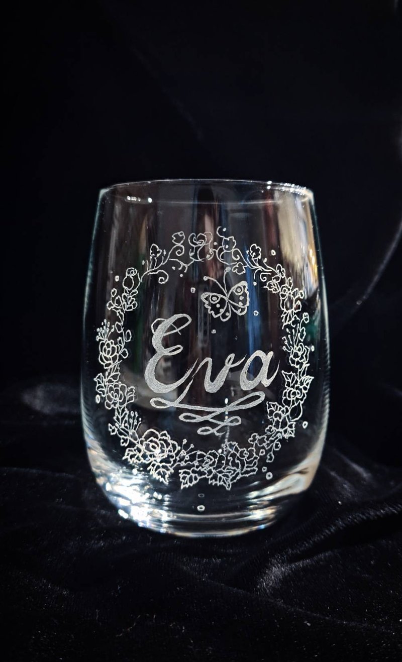 定制- 手工雕刻玻璃杯 - 英文属名、卡通Q版、花草植物、图文插画 - 摆饰 - 玻璃 