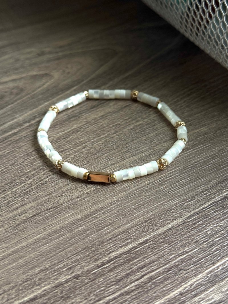Sosii | 能量 疗愈 消除压力 | C22 细款-纯白 | 天然水晶手链 - 手链/手环 - 贝壳 白色