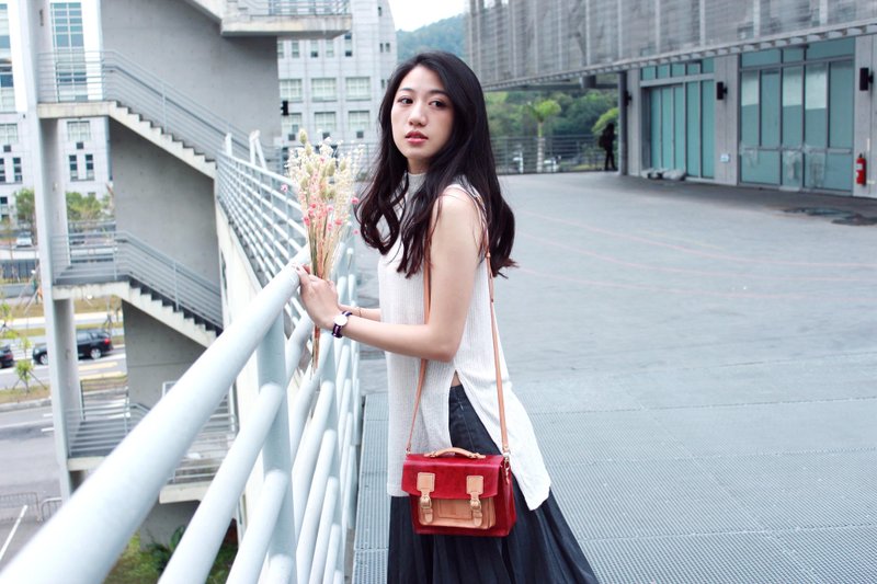 皮在痒-“初春气息”手作迷你剑桥包-手提包.肩背包 - 侧背包/斜挎包 - 真皮 红色