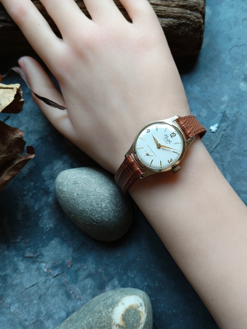 德国Kienzle 皮表带 古董表 机械手上链表 - 女表 - 其他金属 金色