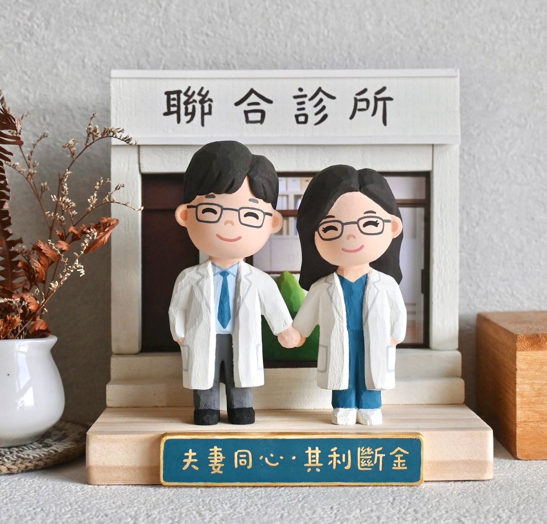定制人物公仔小木雕 定制礼物 可爱人偶订制 传图估价勿直接下单 - 玩偶/公仔 - 木头 多色