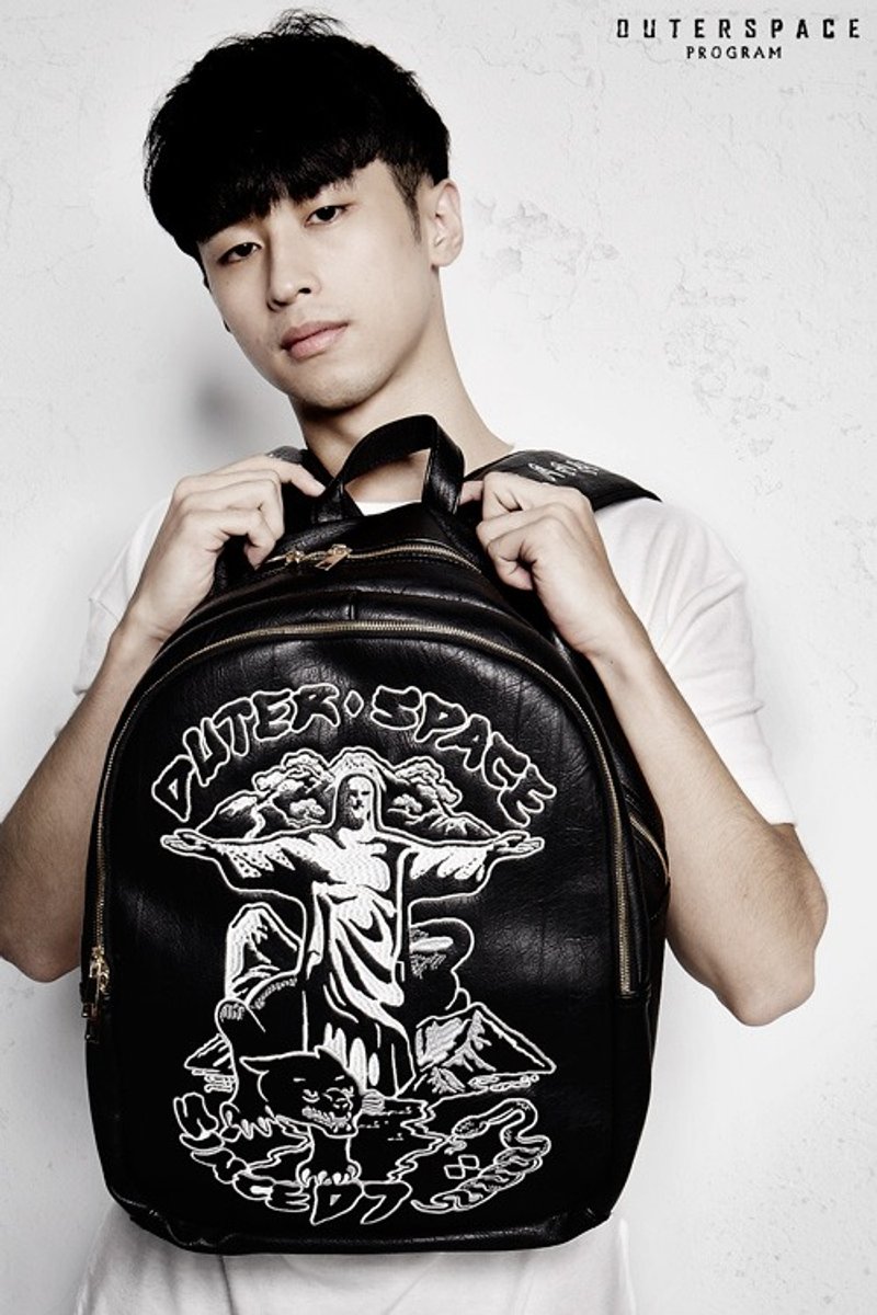 OUTER SPACE 耶稣浮世绘刺绣皮革背包(黑白) - 后背包/双肩包 - 真皮 黑色