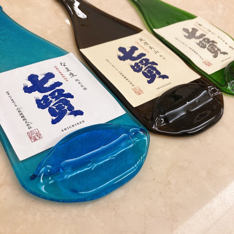 日本七贤 纯米大吟酿 纯米酒 酒瓶纪念收藏吊饰 - 吊饰 - 玻璃 