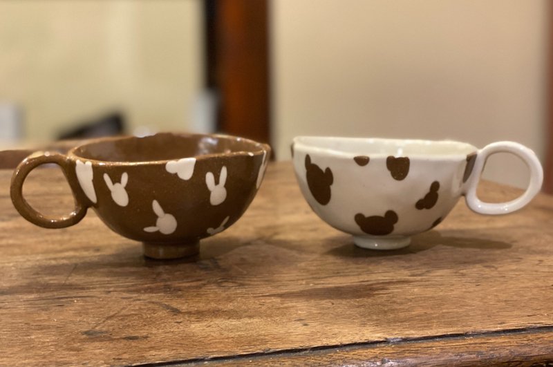 手工陶瓷咖啡杯 对杯【HAVE A CUP OF TEA】 - 咖啡杯/马克杯 - 陶 咖啡色