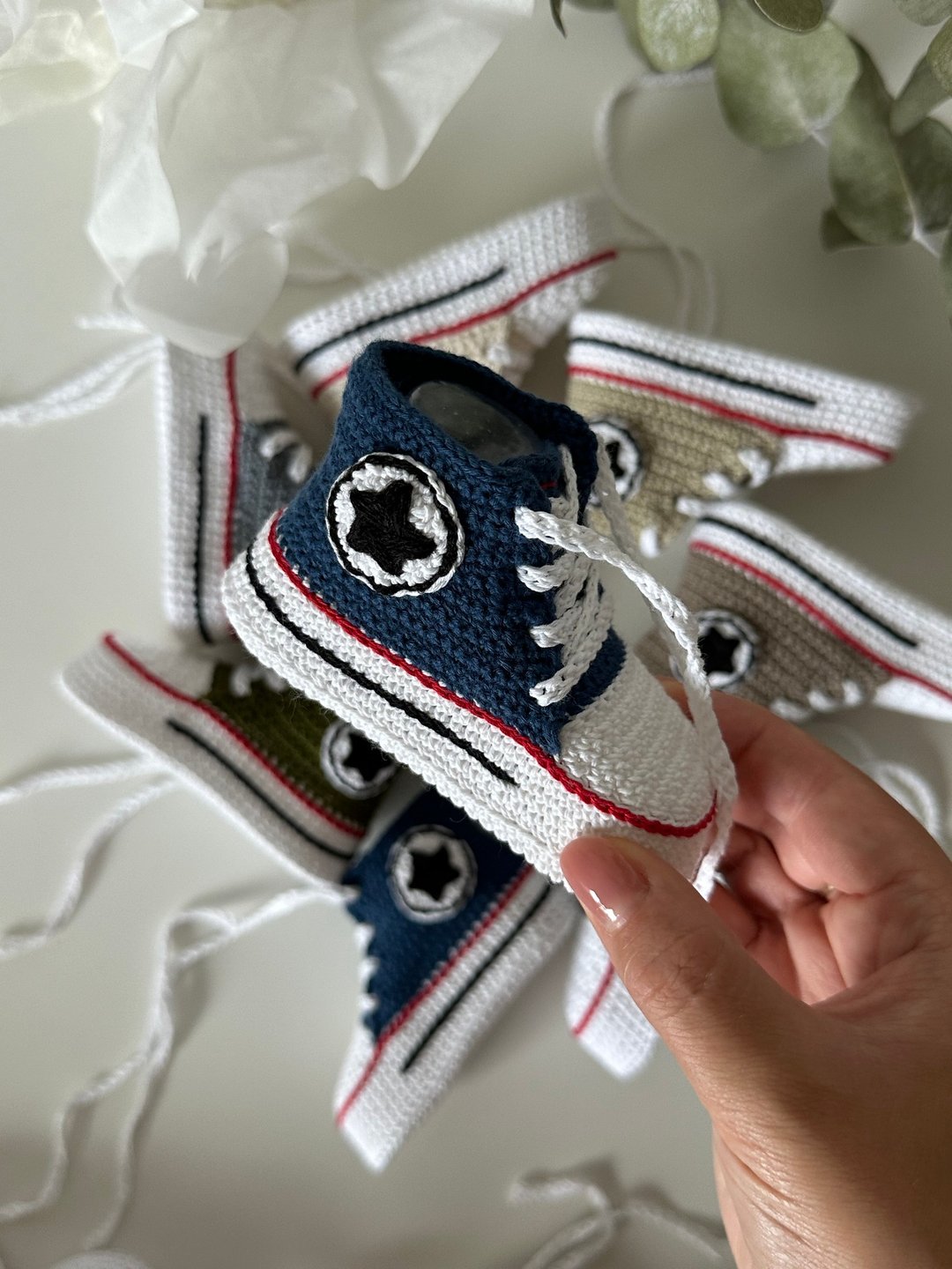 婴儿短靴 Converse 钩针男女钩针婴儿短靴鞋 新生儿洗澡礼物 - 婴儿鞋 - 棉 蓝色