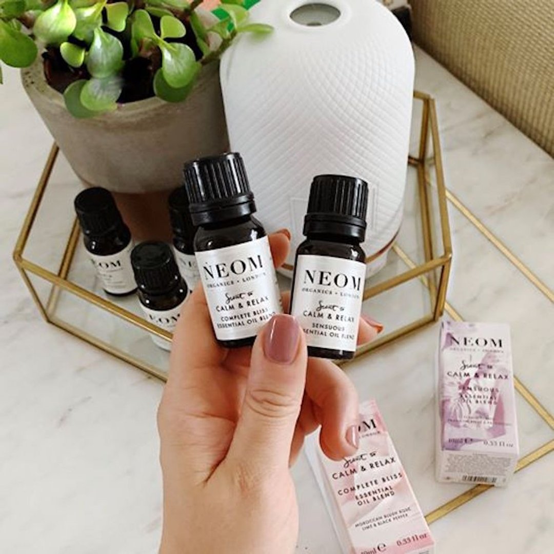 【静心舒眠】NEOM 皇家奢华精油－10ml - 香薰/精油/线香 - 玻璃 白色