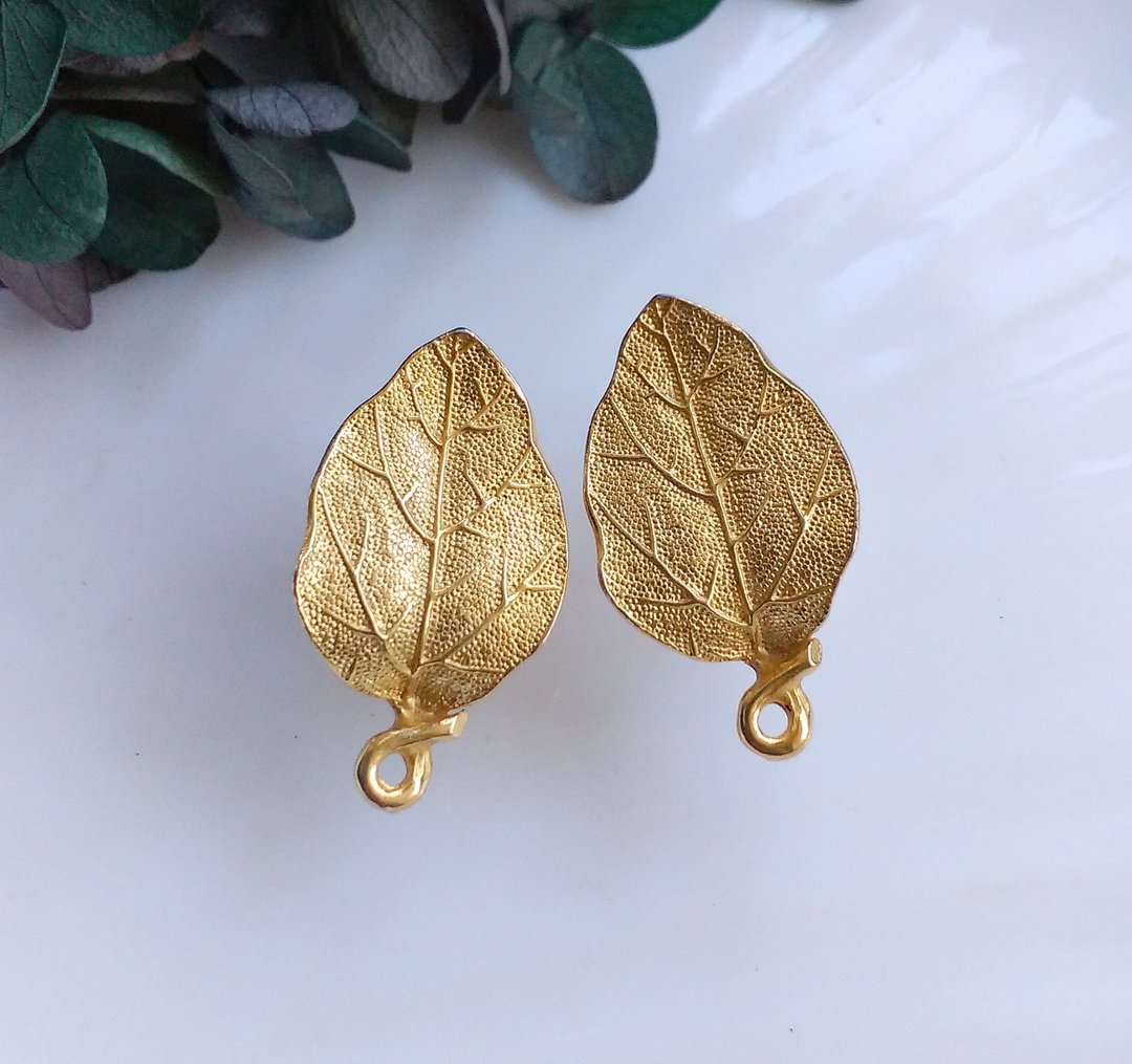 Goldette 细致金色叶脉 叶子 夹式耳环。西洋古董饰品 - 耳环/耳夹 - 其他金属 金色