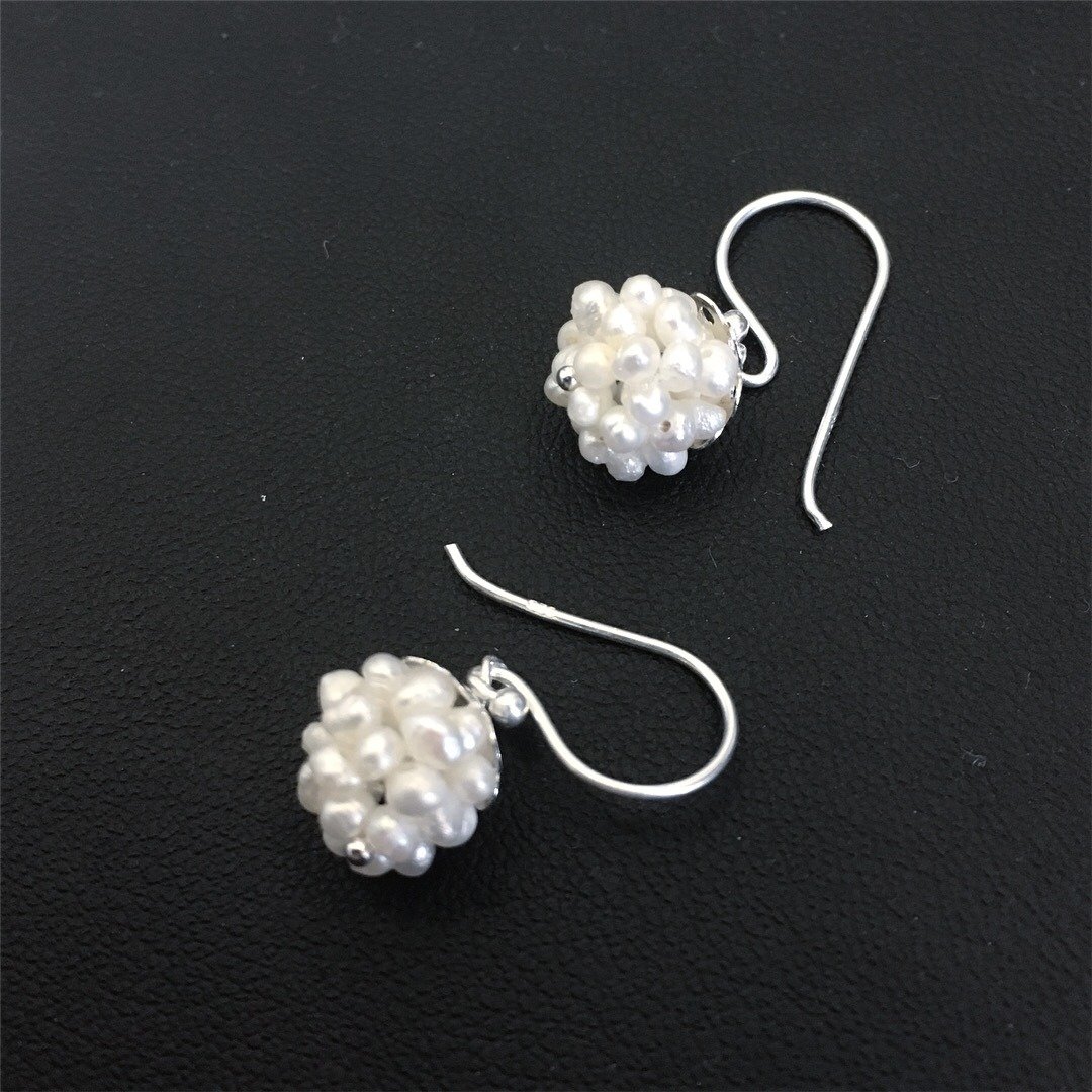Earring Pearl - 耳环/耳夹 - 其他材质 白色