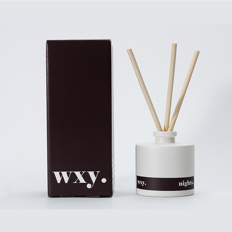 【微瑕疵/盒损】英国 wxy 经典扩香- night. 波本酒 &  菸草 - 香薰/精油/线香 - 玻璃 咖啡色