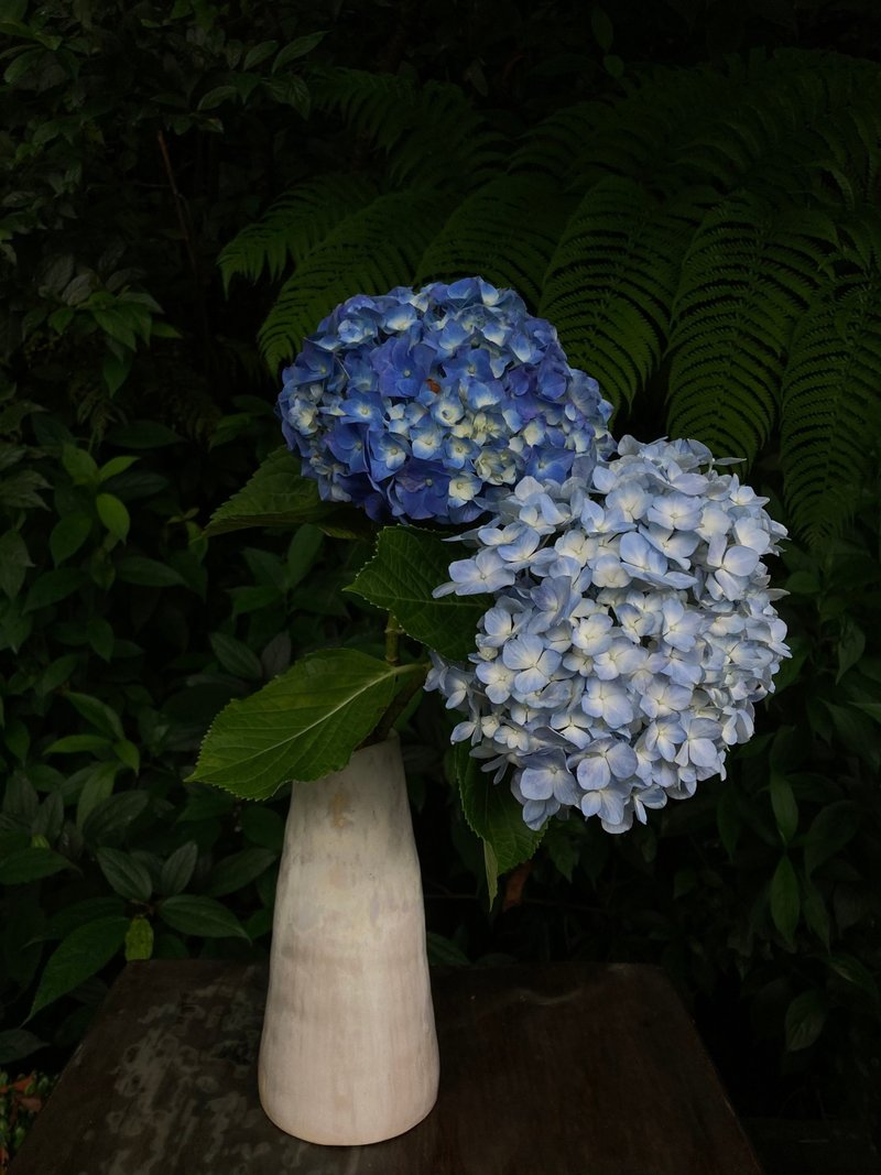 白焰手捏花瓶 I - 花瓶/陶器 - 陶 