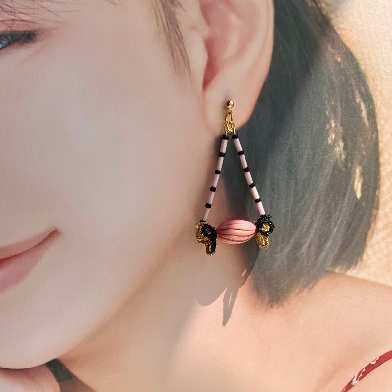 梭子编织立体糖果耳环 礼物 防过敏 粉红色 绿色 - 耳环/耳夹 - 棉．麻 多色