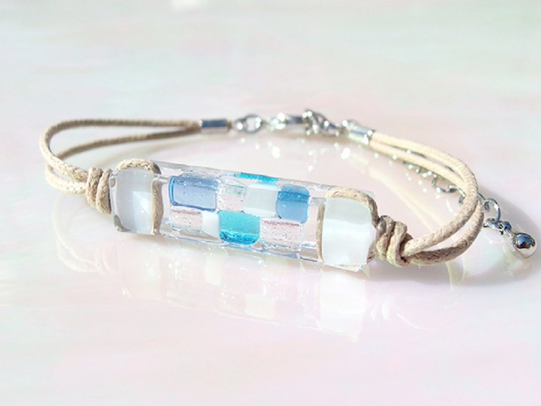Snow glass (Yuki [white snow]) bracelet / anklet [length, metal free choice] [made-to-order] - 手链/手环 - 玻璃 白色