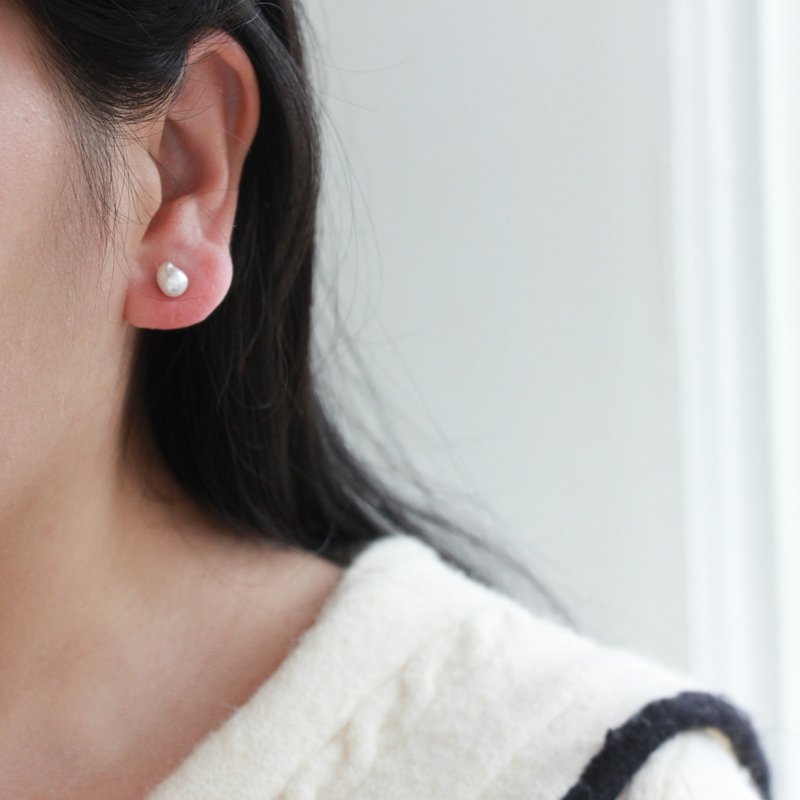 小豆豆 异形巴洛克baroque珍珠耳环 独特个性 s925银 - 耳环/耳夹 - 珍珠 白色