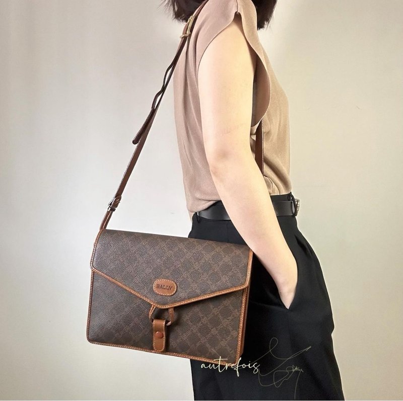 中古 Bally 信封形手袋 斜背包 - 侧背包/斜挎包 - 真皮 咖啡色