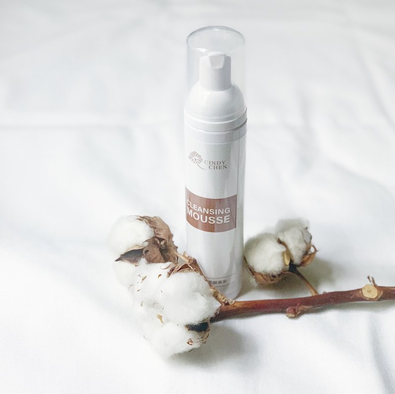 【即期品】玻尿酸保湿洁颜慕斯 - 脸部清洁/卸妆用品 - 其他材质 白色