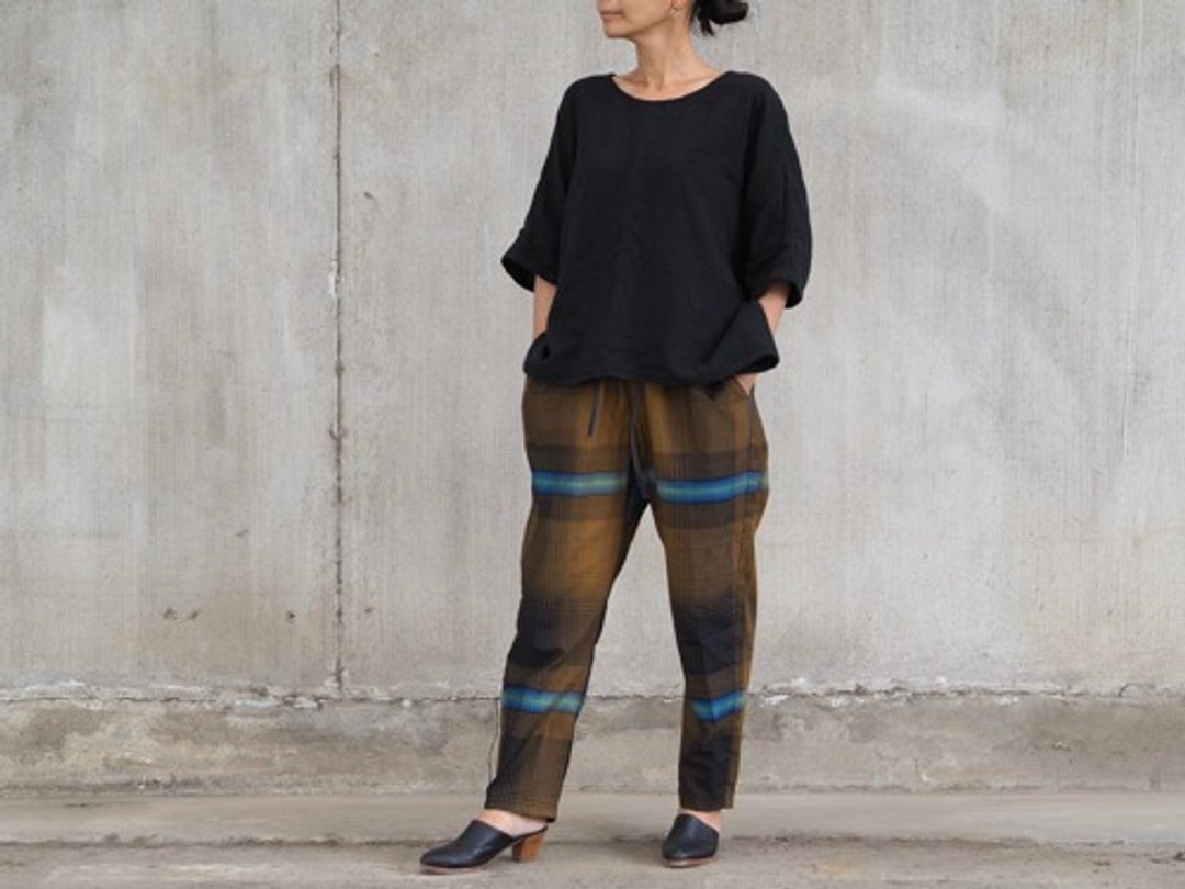 Tapered pants made at the salon / (1) - 女装长裤 - 棉．麻 