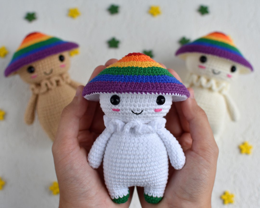 Pride mushroom crochet / Rainbow Mushrooms / LGBTQ flags - 玩偶/公仔 - 棉 