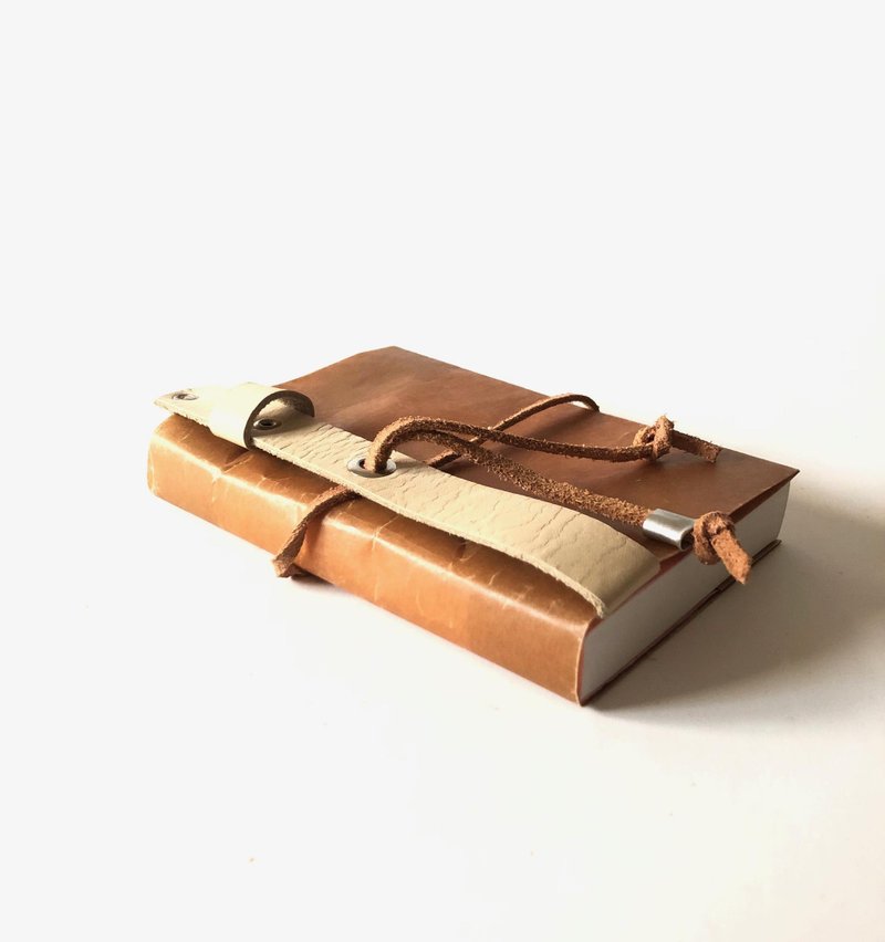 蜡纸与真皮文库本尺寸书套 象牙白 - 笔记本/手帐 - 真皮 白色