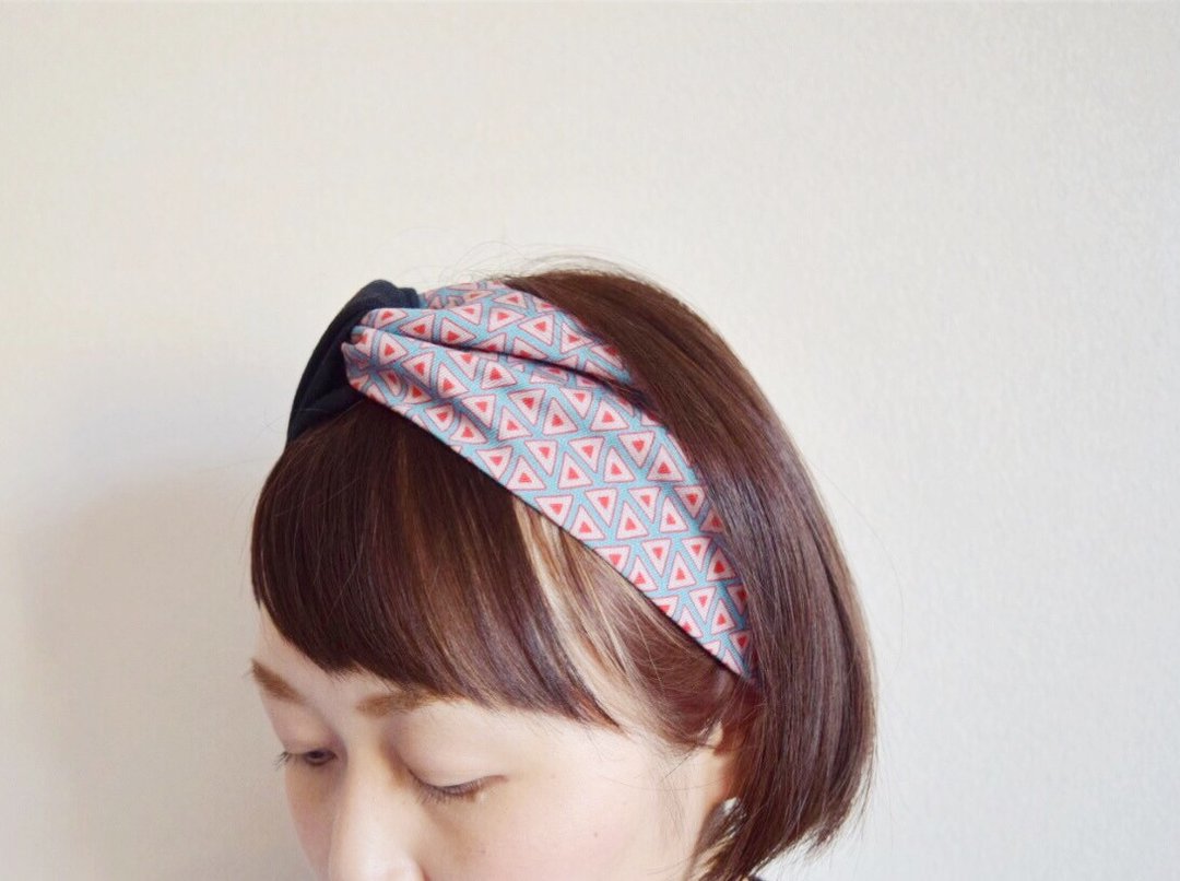 Triangle pattern x black or navy hairband - 发饰 - 棉．麻 粉红色