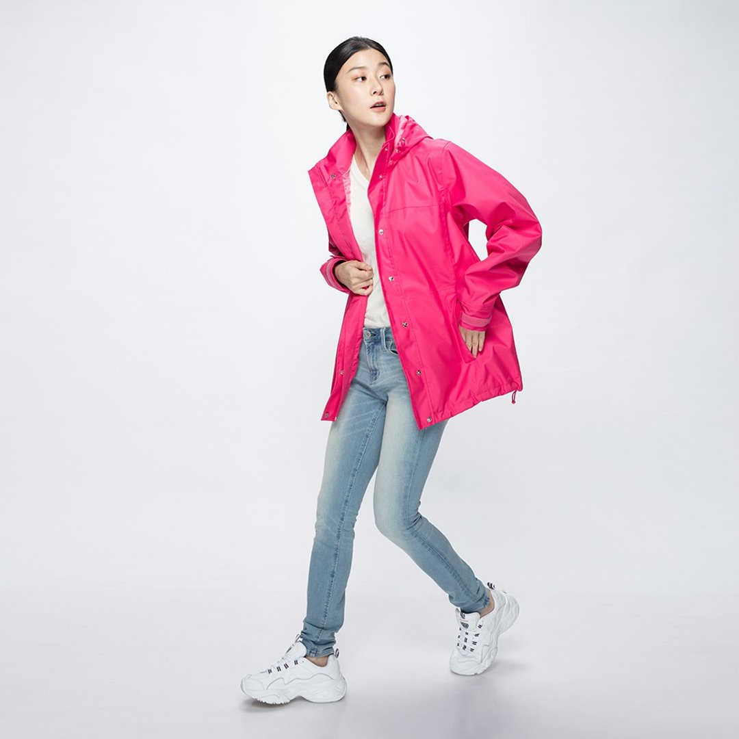 女款 修身剪裁防水透气外套_热情红 - 女装休闲/机能外套 - 防水材质 红色