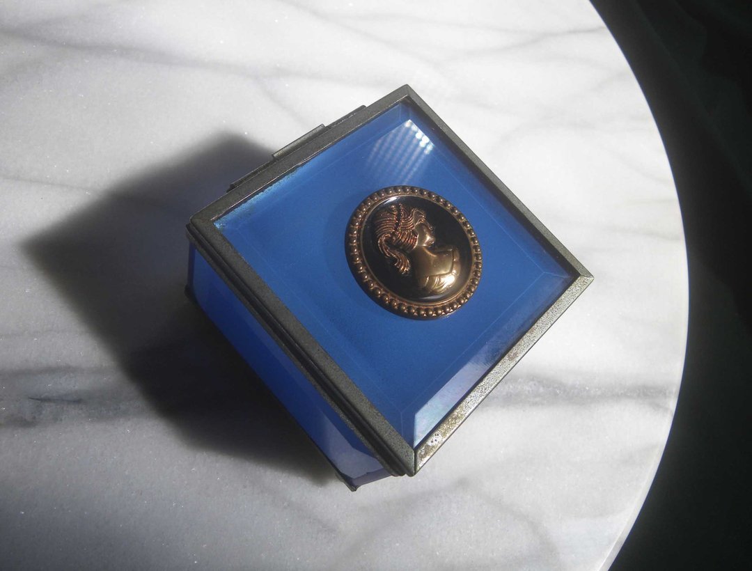 【老时光 OLD-TIME】早期二手蓝色磨砂玻璃珠宝盒 - 收纳用品 - 其他材质 