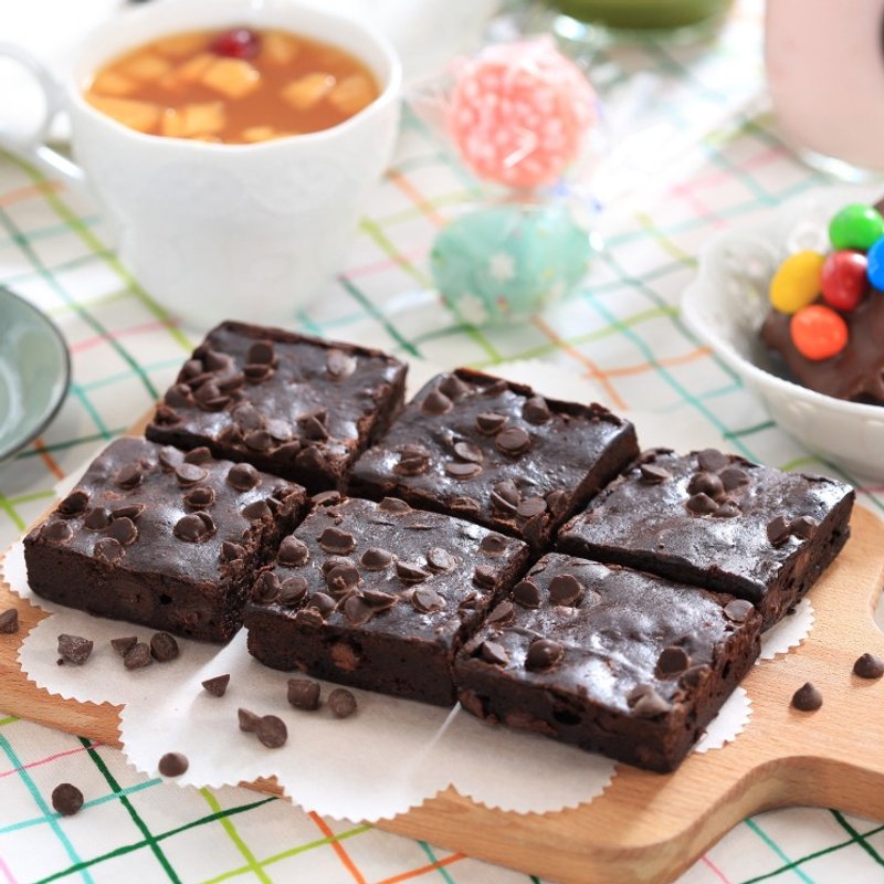 【黑熊先生巧克力布朗尼】经典巧克力布朗尼6块 - 蛋糕/甜点 - 新鲜食材 黑色