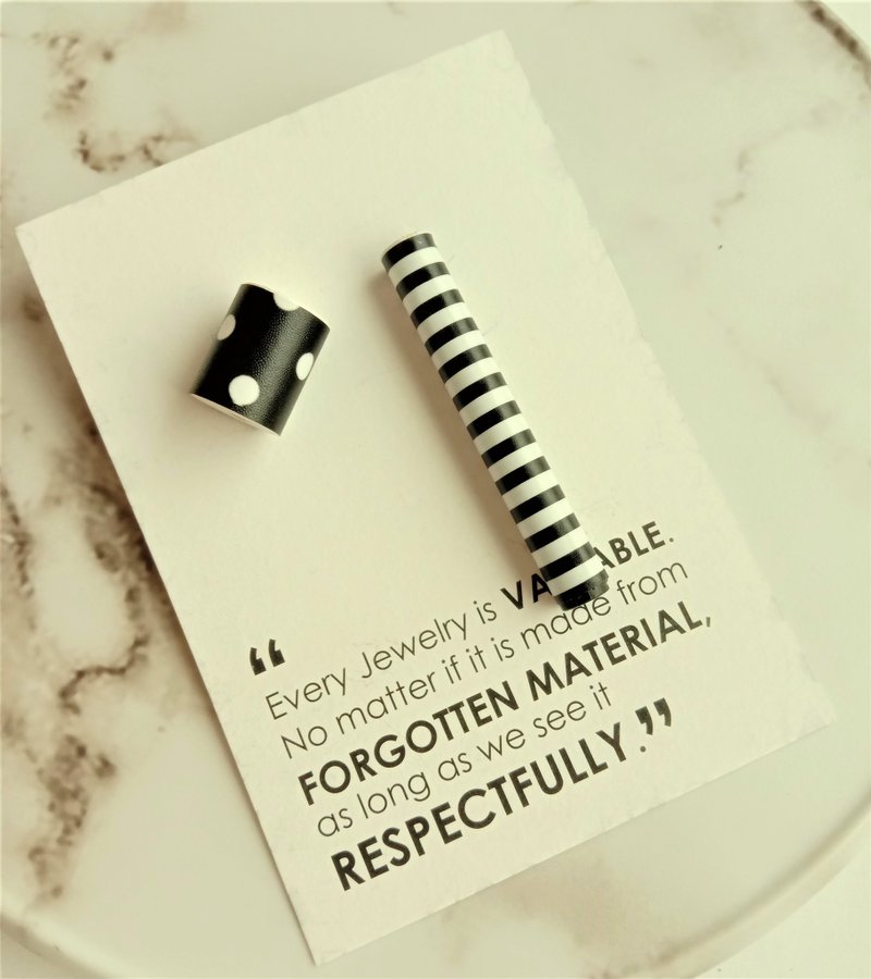 耳环_经典黑白纸珠组合 不对称设计_PICCOLO同系列可换搭 - 耳环/耳夹 - 纸 黑色