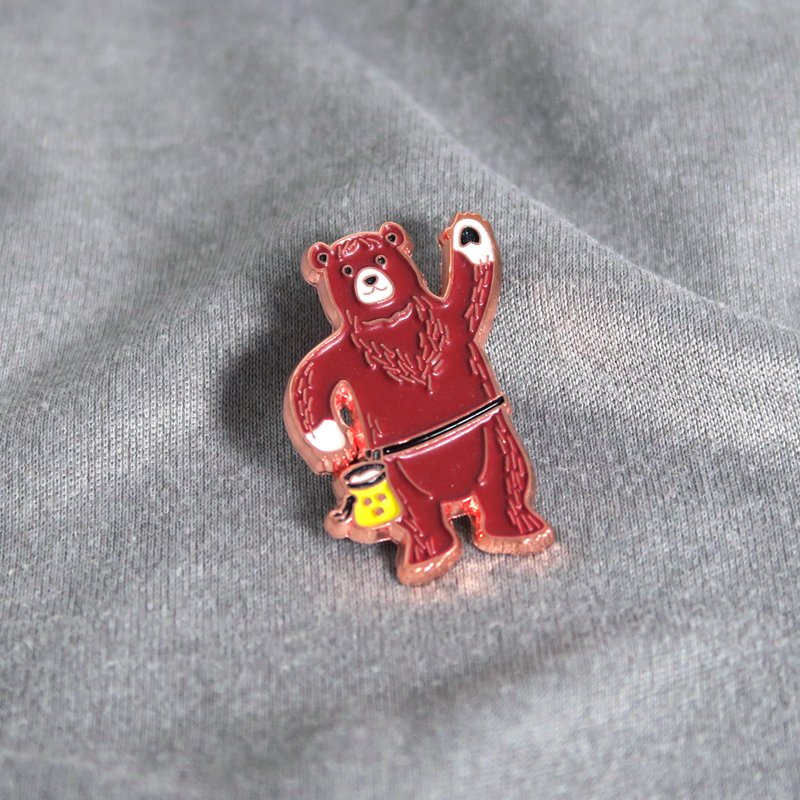 Beta Bear 珐琅徽章 – 送给攀岩者与抱石者的礼物 – 攀岩徽章 – 등반 クライミング - 徽章/别针 - 其他金属 多色
