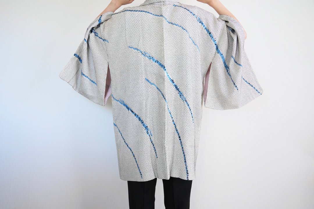Japanese KIMONO, blue shibori kimono, silk haori, authentic kimono - 女装休闲/机能外套 - 丝．绢 蓝色