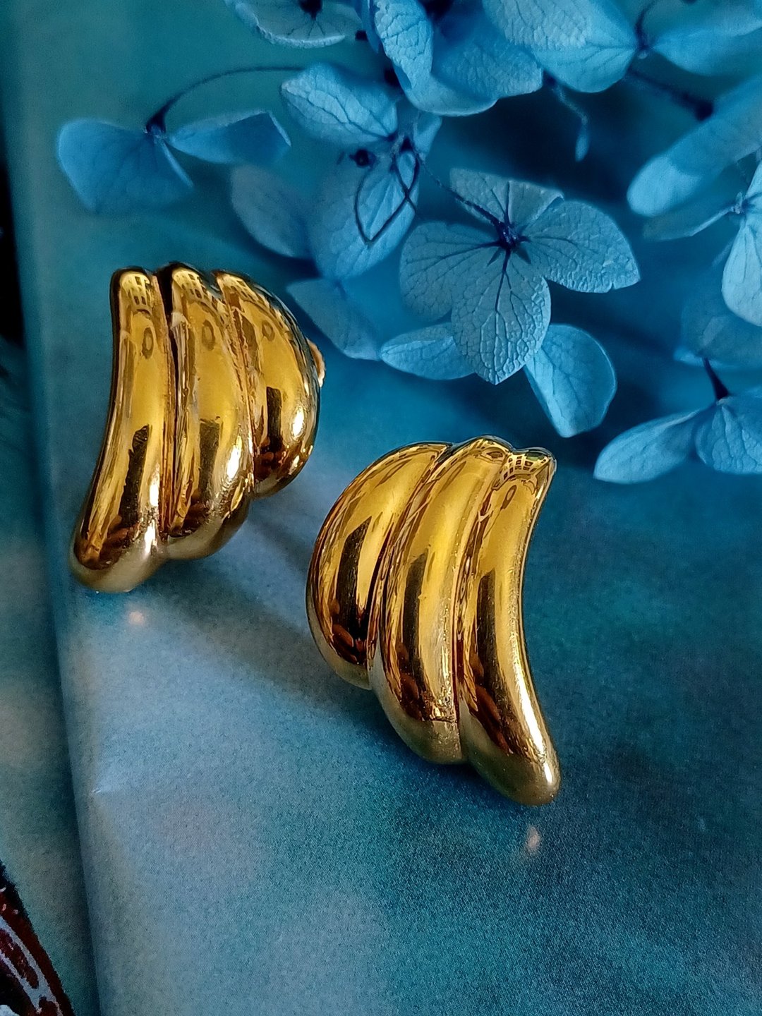 vintage jewelry  NAPIER 立体金色羽翼 夹式耳环 - 耳环/耳夹 - 其他金属 
