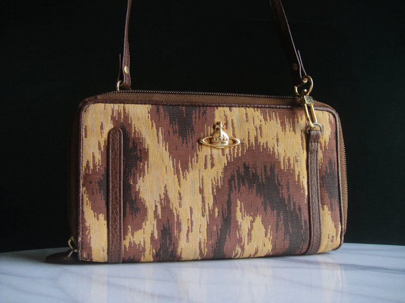 【老时光 OLD-TIME】早期二手包意大利Vivienne Westwood长夹背包 - 侧背包/斜挎包 - 其他材质 多色