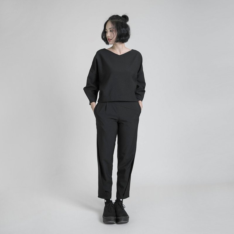 Roaming 漫游九分造型裤_8AF201_黑 - 女装长裤 - 棉．麻 黑色