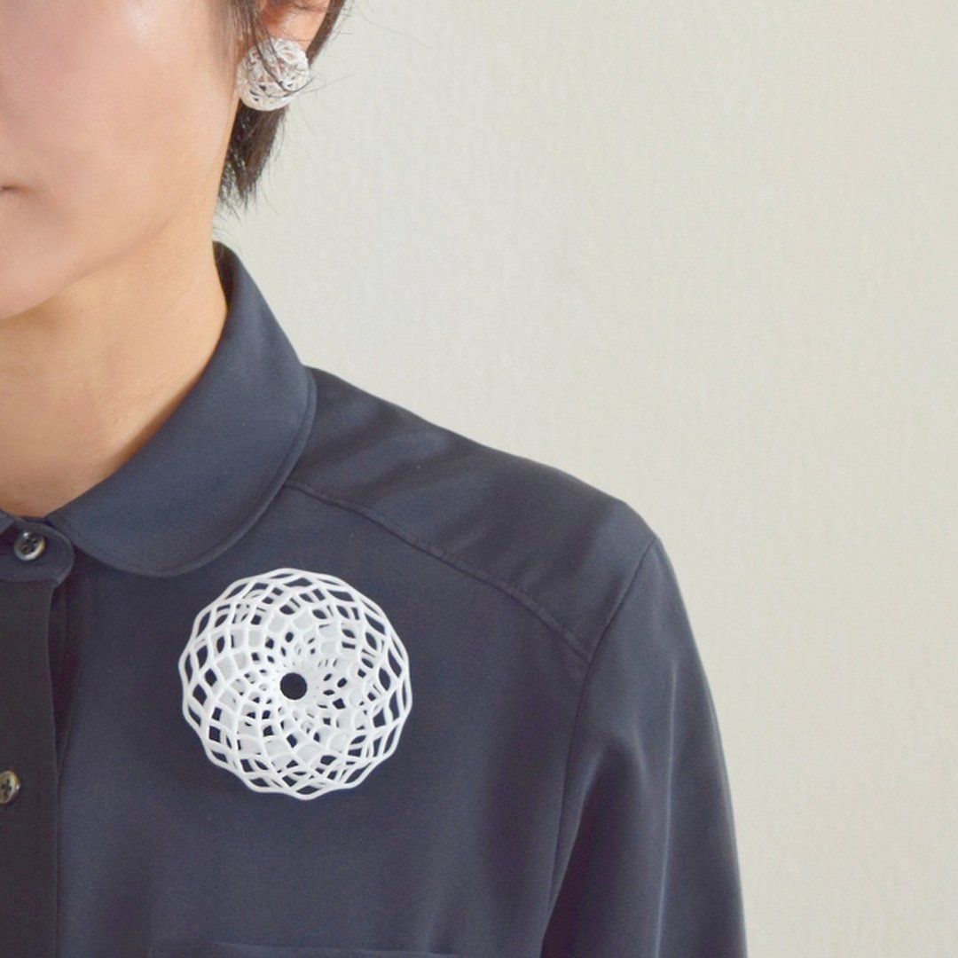 Eddy Brooch White - 胸针 - 塑料 白色