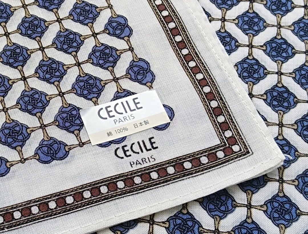 Cecile Vintage Handkerchief Men Handkerchief Pocket Square 17 x 17 inches - 手帕/方巾 - 棉．麻 白色
