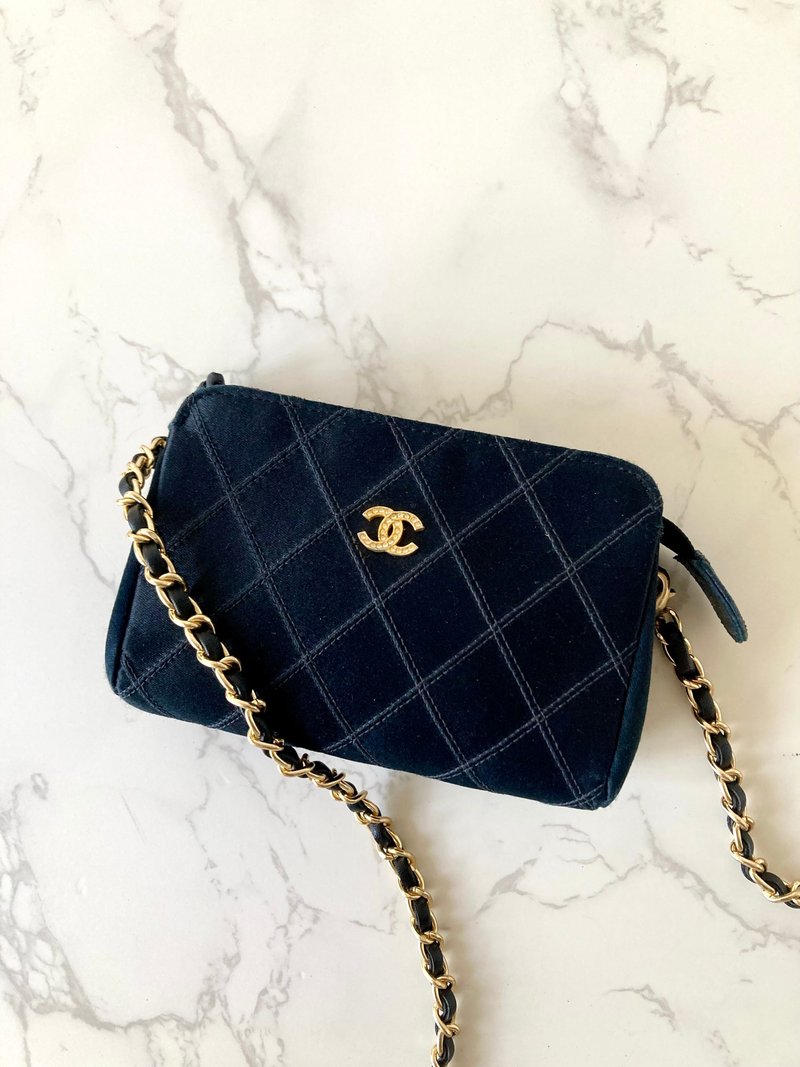 绝版古董包 Chanel黑色水钻丝绢包 侧背包 斜背包 中古二手小包 - 侧背包/斜挎包 - 真皮 黑色