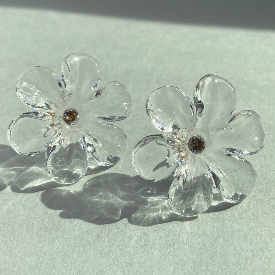 Earrings clear flower lover cubic zirconia gold - 耳环/耳夹 - 不锈钢 金色