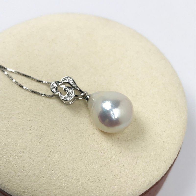 。幸福吉祥云。天然镜面奶白色。大巴洛克淡水珍珠。925纯银项链 - 项链 - 珍珠 白色