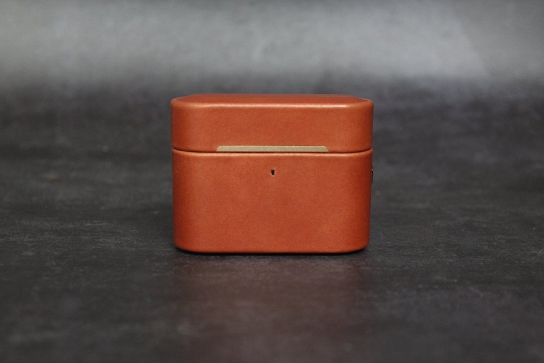 UNIC 真皮 Airpods Pro 3 保护壳 /Airpods Pro(第三代)【可定制化】 - 耳机收纳 - 真皮 咖啡色